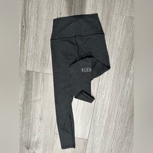 Fleo El Toro 25” charcoal black size small